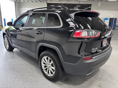 Used 2022 Jeep Cherokee Latitude Lux w/ Sun & Sound Group AWD/4WD image 5