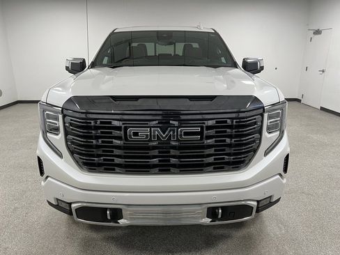 Used 2024 GMC Sierra 1500 Denali Ultimate image 3