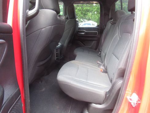 Used 2019 RAM 1500 Big Horn AWD/4WD image 16
