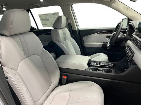 New 2025 Honda Pilot EX-L image 32