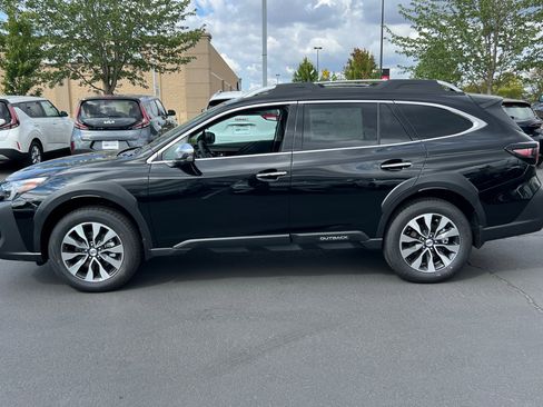 New 2025 Subaru Outback Touring w/ Popular Package #2 image 7