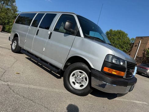 Used 2015 GMC Savana 3500 LT w/ LT Preferred Equipment Group RWD image 53