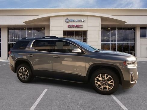 Certified 2021 GMC Acadia SLT image 17