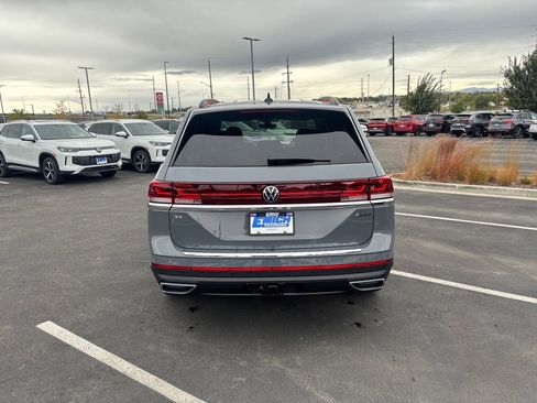 New 2026 Volkswagen Atlas SE image 4