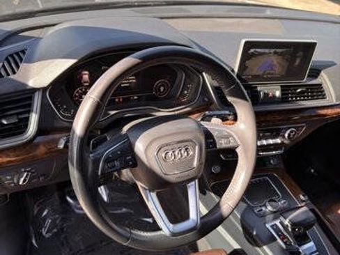 Used 2018 Audi Q5 2.0T Premium Plus w/ Premium Plus Package image 12