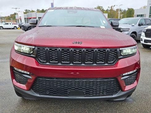New 2025 Jeep Grand Cherokee Limited w/ Luxury Tech Group II image 2