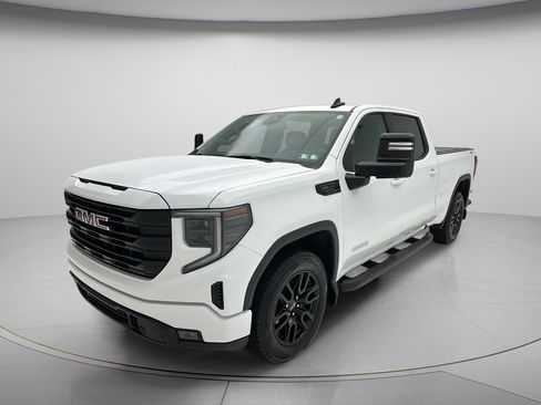 Used 2024 GMC Sierra 1500 Elevation w/ Preferred Package AWD/4WD image 3