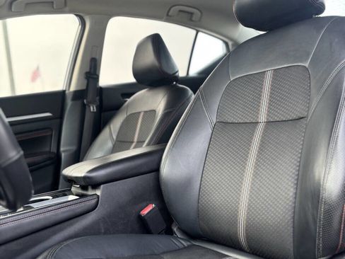 Used 2023 Nissan Altima 2.5 SR image 11