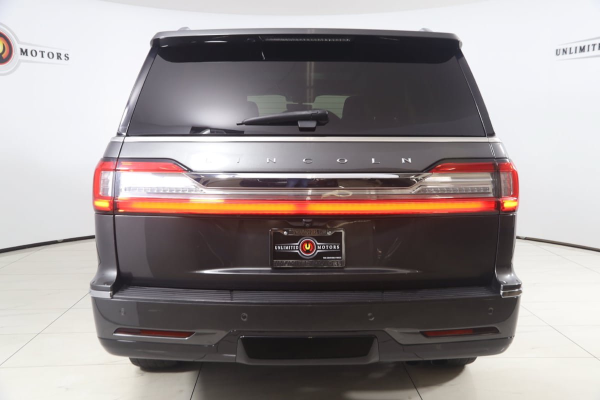 Used 2018 Lincoln Navigator Reserve w/ Technology Package AWD/4WD image 42