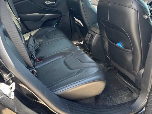 Used 2020 Jeep Cherokee Limited AWD/4WD image 15