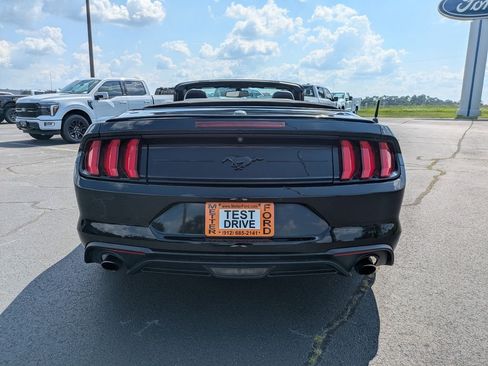 Used 2018 Ford Mustang Premium RWD image 5