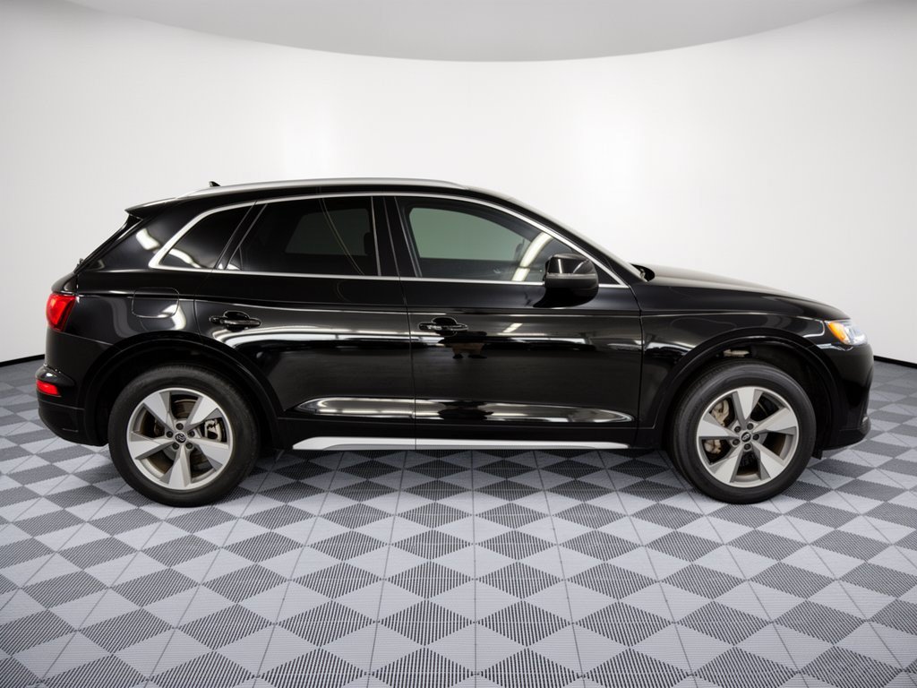 Used 2023 Audi Q5 2.0T Premium Plus w/ Premium Plus Package AWD/4WD image 8