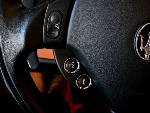 Used 2018 Maserati GranTurismo Convertible image 30