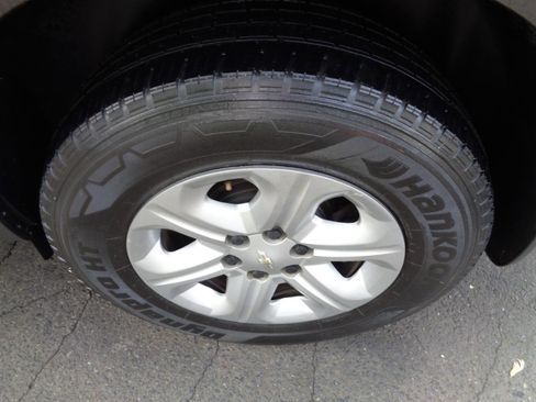 Used 2015 Chevrolet Traverse LS FWD image 28