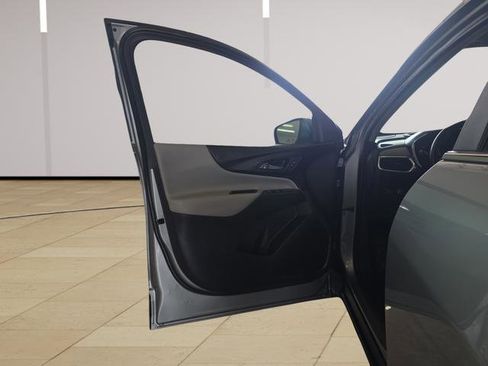 Used 2023 Chevrolet Equinox LT w/ LPO, Floor Liner Package image 28