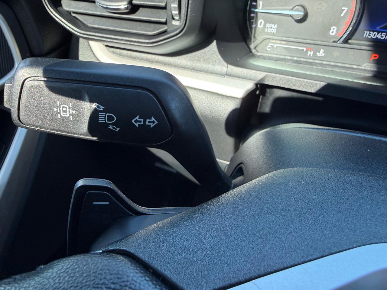 Used 2020 Ford Explorer XLT RWD image 25