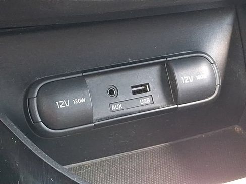 Used 2015 Kia Soul ! w/ Sun & Sound Package FWD image 17