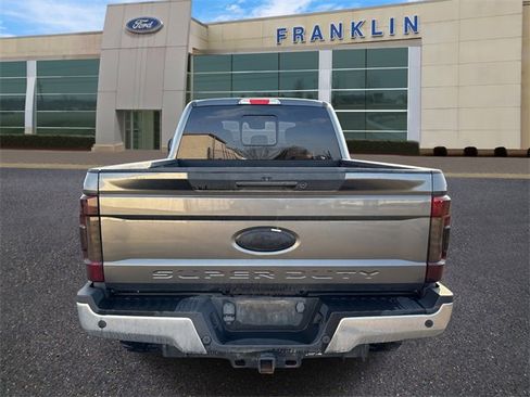 Used 2017 Ford F250 Lariat w/ Lariat Ultimate Package image 6