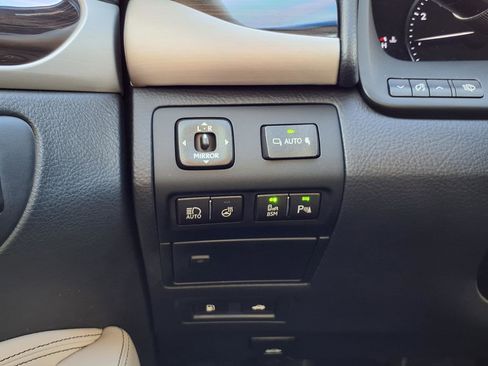 Used 2015 Lexus LS 460 Base w/ Comfort Package image 10