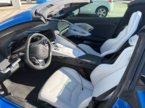 Certified 2025 Chevrolet Corvette E-Ray AWD/4WD image 13
