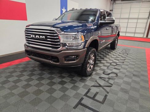 Used 2019 RAM 2500 Limited image 3