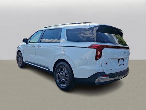 New 2026 Kia Carnival SX image 3