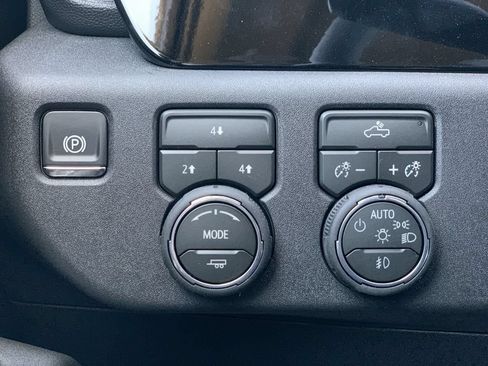 New 2026 Chevrolet Silverado 3500 LT w/ Convenience Package AWD/4WD image 15