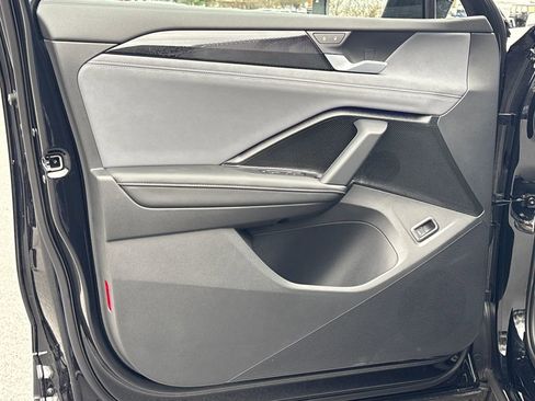 New 2026 Volkswagen Tiguan SE AWD/4WD image 30