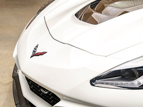 Used 2019 Chevrolet Corvette ZR1 image 28