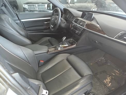 Used 2017 BMW 330i Gran Turismo xDrive AWD/4WD image 28