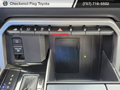 Used 2023 Toyota Tundra Platinum AWD/4WD image 23