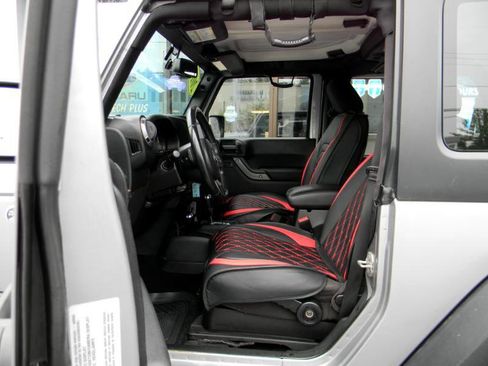 Used 2015 Jeep Wrangler Sport w/ Quick Order Package 24S image 11