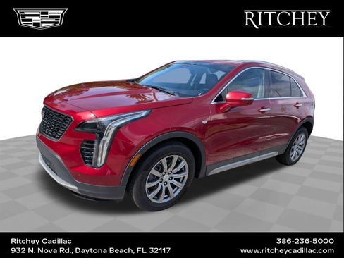 Certified 2020 Cadillac XT4 Premium Luxury w/ Enhanced Visibility Package FWD image 1