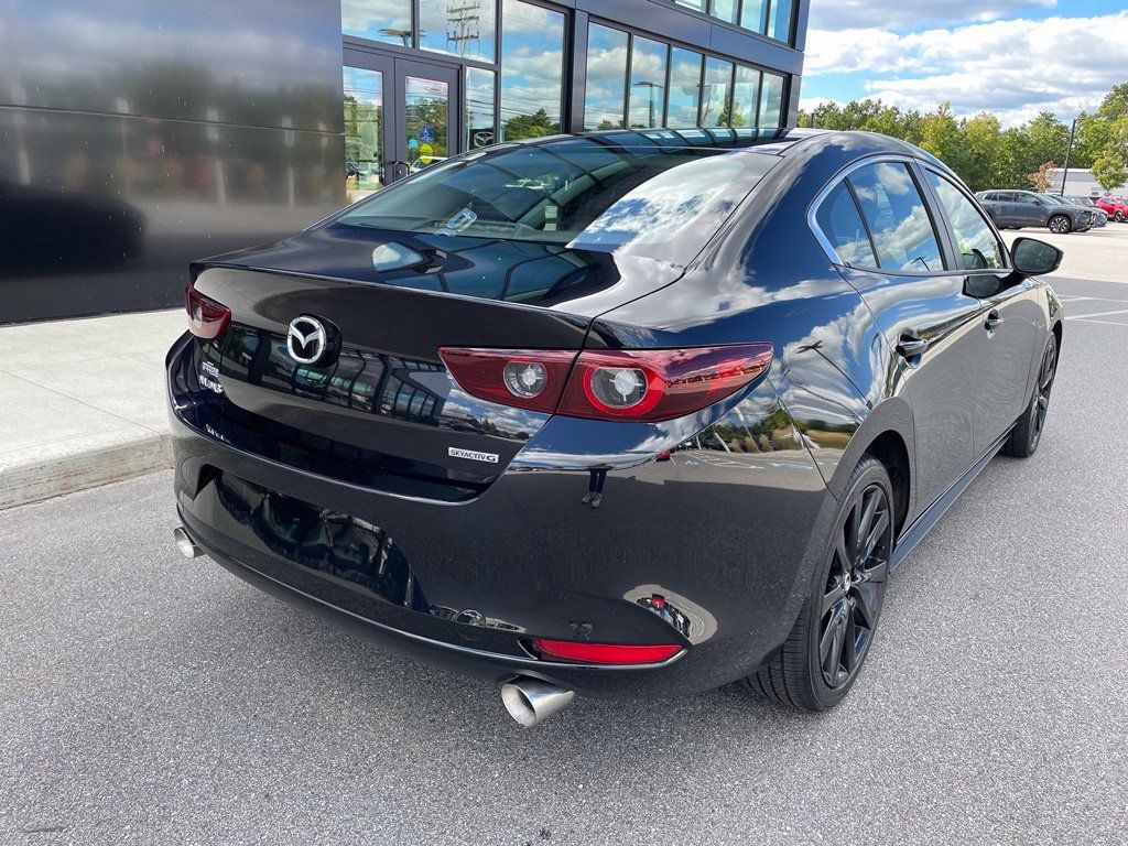 Certified 2024 MAZDA MAZDA3 s FWD image 4