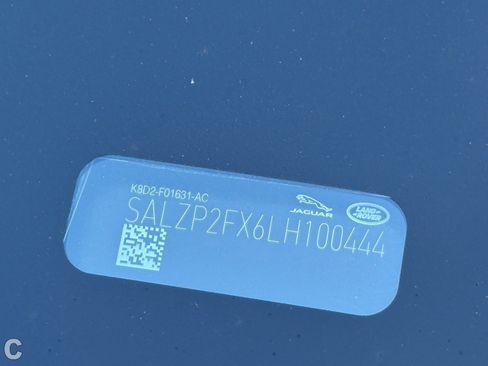 Used 2020 Land Rover Range Rover Evoque SE image 13