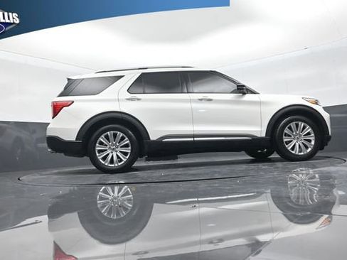 Used 2022 Ford Explorer Limited w/ Limited Technology Package image 24