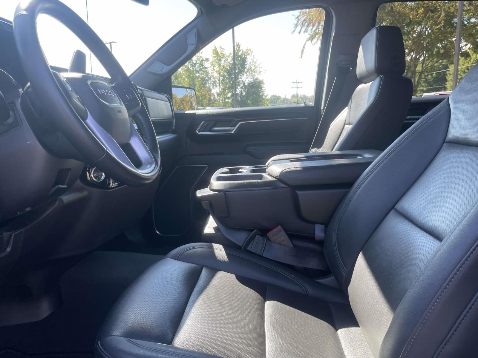 Used 2025 GMC Sierra 1500 SLT RWD image 14