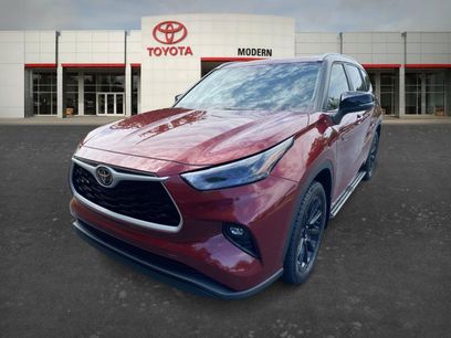 Used 2025 Toyota Highlander XLE