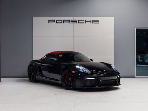 Certified 2021 Porsche 718 Boxster Spyder RWD image 9