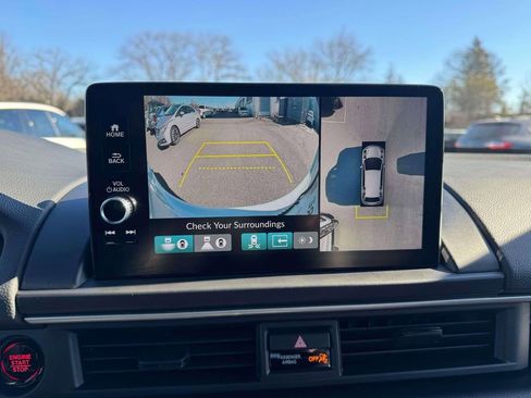 Used 2025 Honda Pilot Black Edition image 28