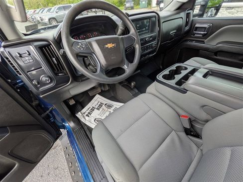 Used 2019 Chevrolet Silverado 2500 W/T AWD/4WD image 14