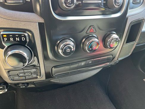 Used 2018 RAM 1500 Express w/ Express Value Package AWD/4WD image 26