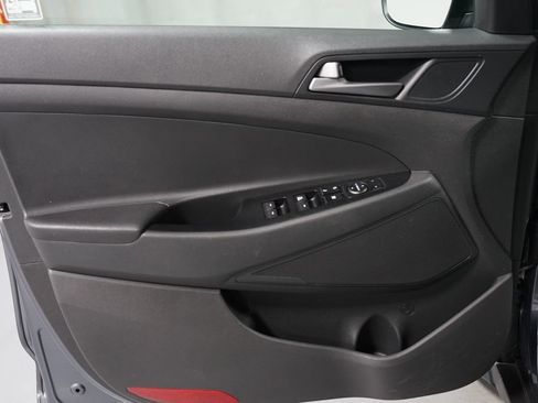 Used 2017 Hyundai Tucson SE image 25