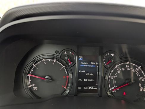 Used 2021 Toyota 4Runner SR5 image 22