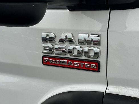 Used 2019 RAM ProMaster 3500 w/ Premium Appearance Group FWD image 14