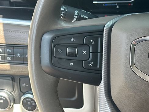 Used 2022 GMC Yukon Denali RWD image 21
