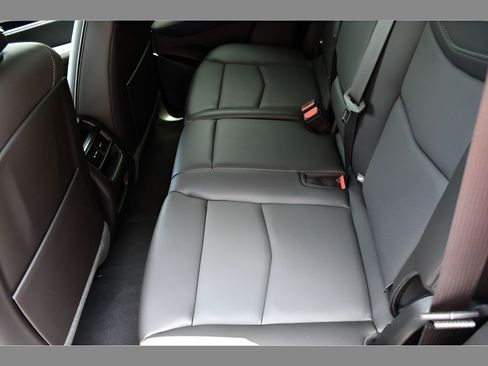 Used 2024 Cadillac XT5 Premium Luxury w/ Technology Package AWD/4WD image 16