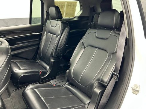 Used 2021 Jeep Grand Cherokee L Limited RWD image 35