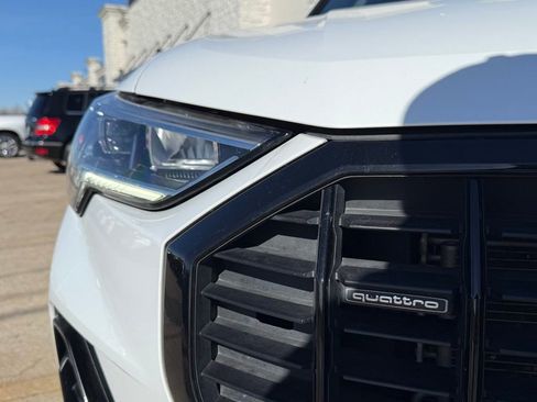 Used 2023 Audi Q3 2.0T Premium Plus w/ Premium Plus Package image 8