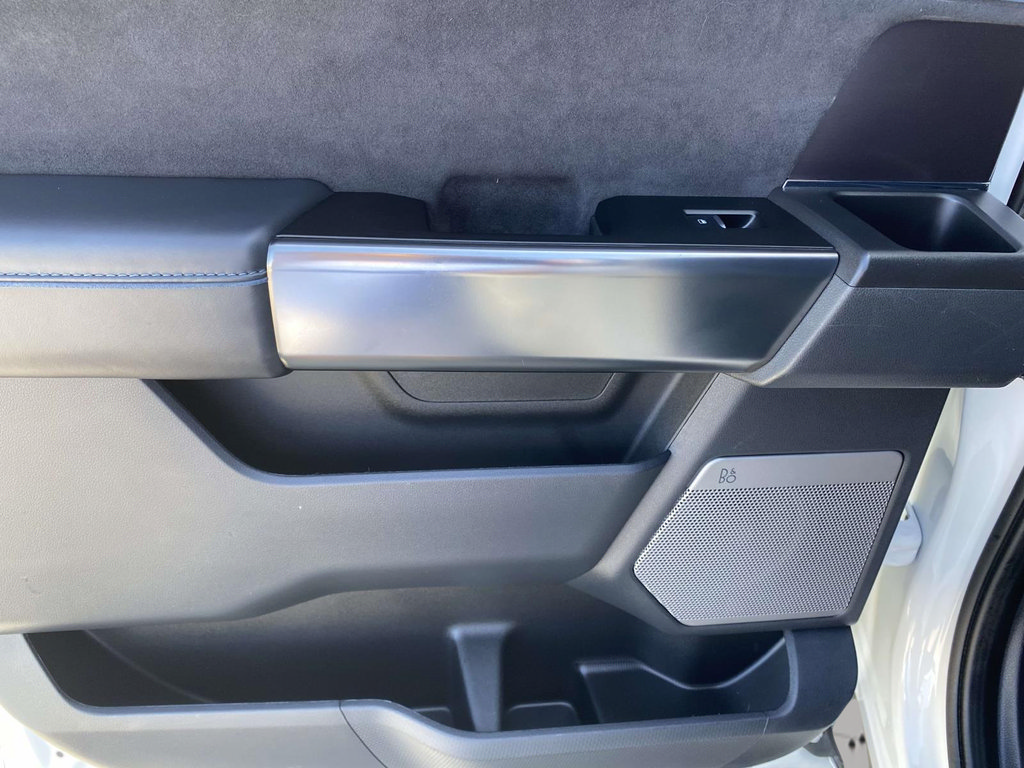 Used 2024 Ford F150 Platinum AWD/4WD image 14